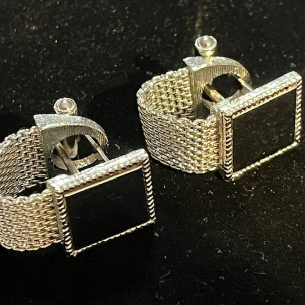 VTG Silver Tone Mesh Wrap Square Frame Flip Cufflinks Retro Gift